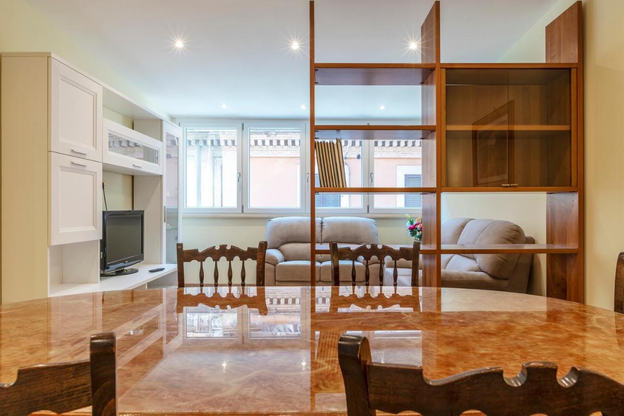 Termini Station Elegant And Roomy Apartment ローマ エクステリア 写真