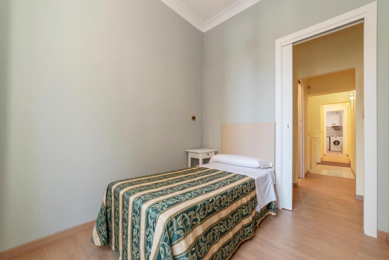 Termini Station Elegant And Roomy Apartment ローマ エクステリア 写真